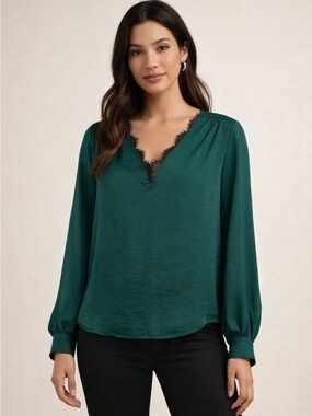 Express Emerald Green Blouse With Black Lace Accents Medium‎ NWT